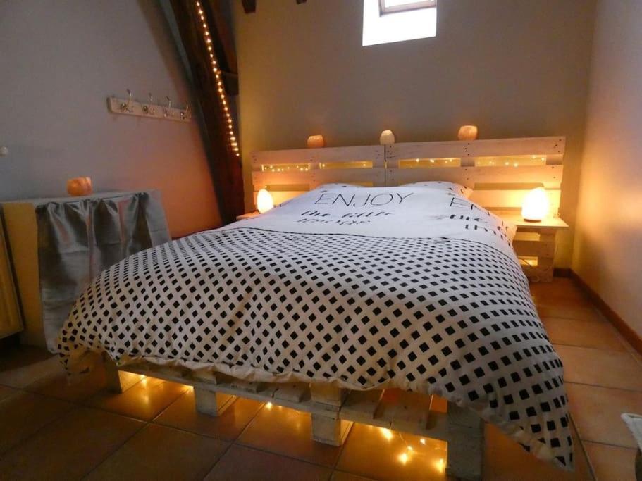 Maison De Charme Pres De Beauval Saint-Cyran-du-Jambot 外观 照片