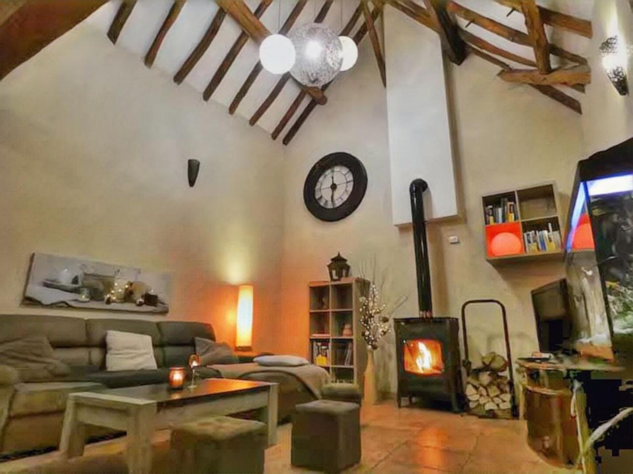 Maison De Charme Pres De Beauval Saint-Cyran-du-Jambot 外观 照片